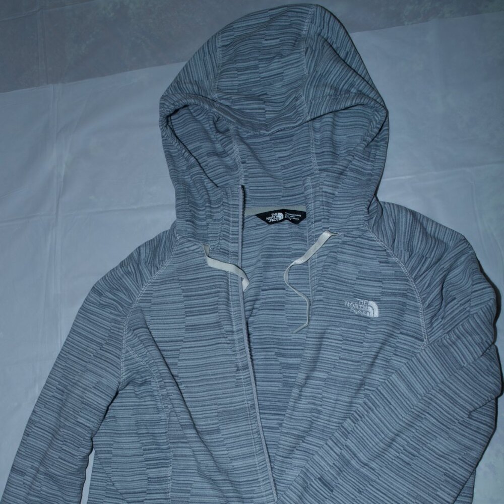 Woman's North Face fleece